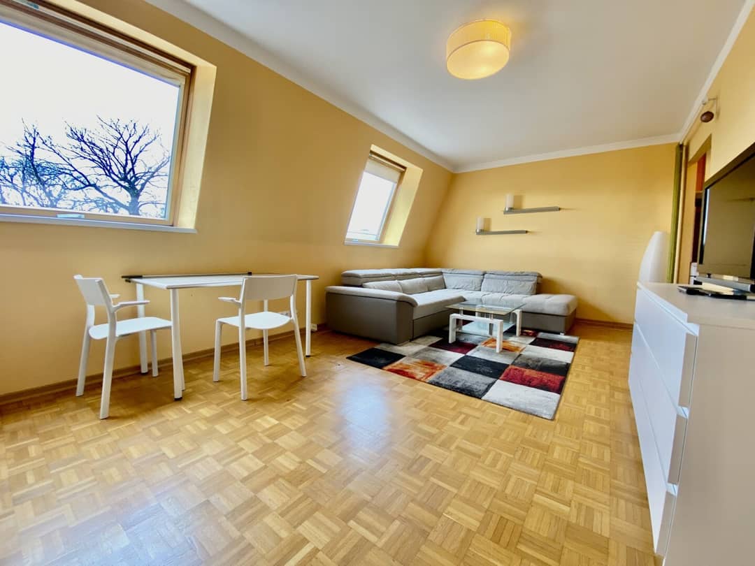 One room apartment near Hetzendorf Palace