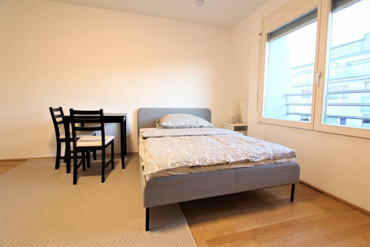 Kurzzeitvermietung! Sonnige, möblierte 1-Zimmer-Wohnung im 10. Bezirk!
