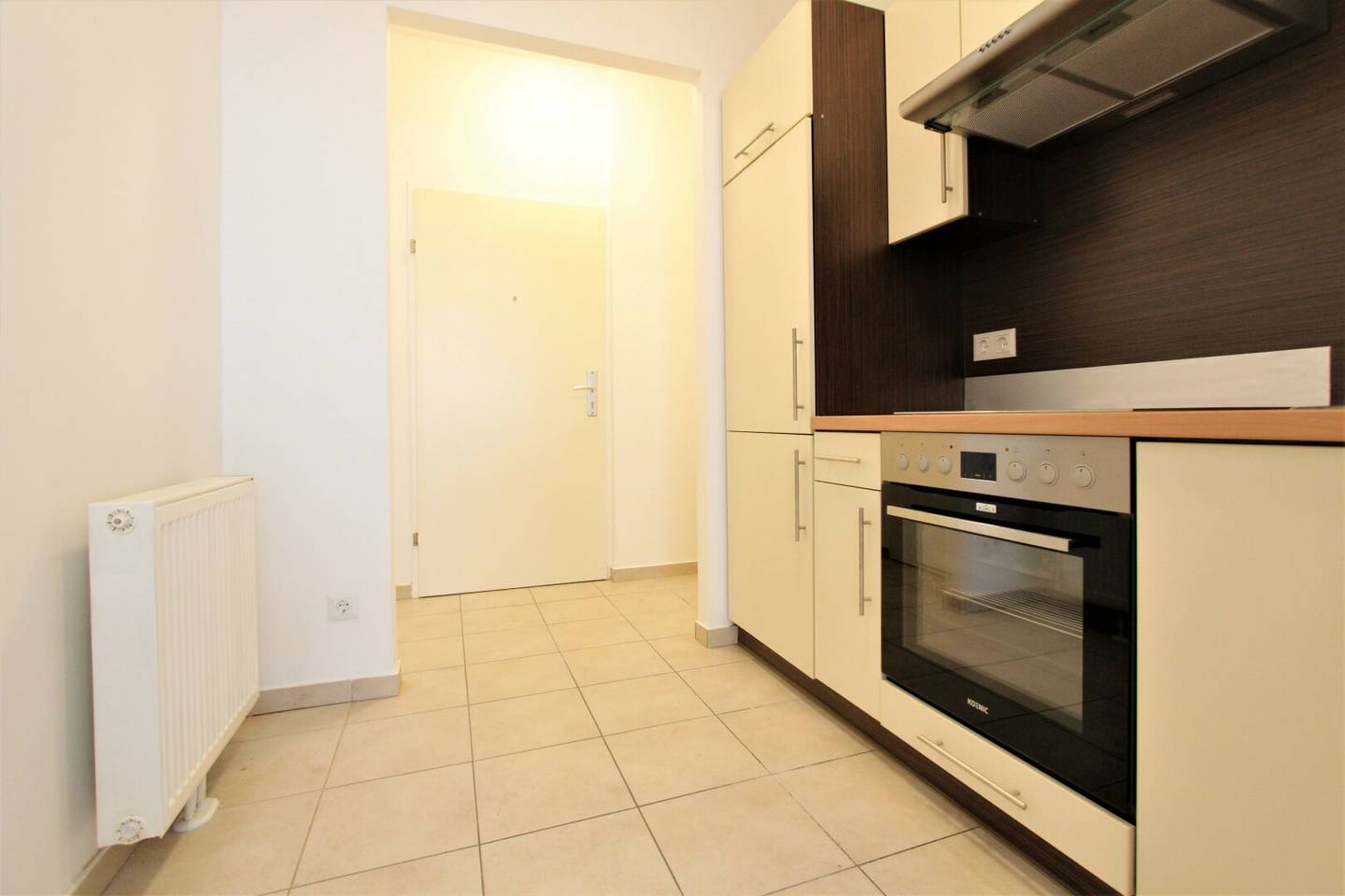 Furnished, bright 1 room apartment Short-term rental