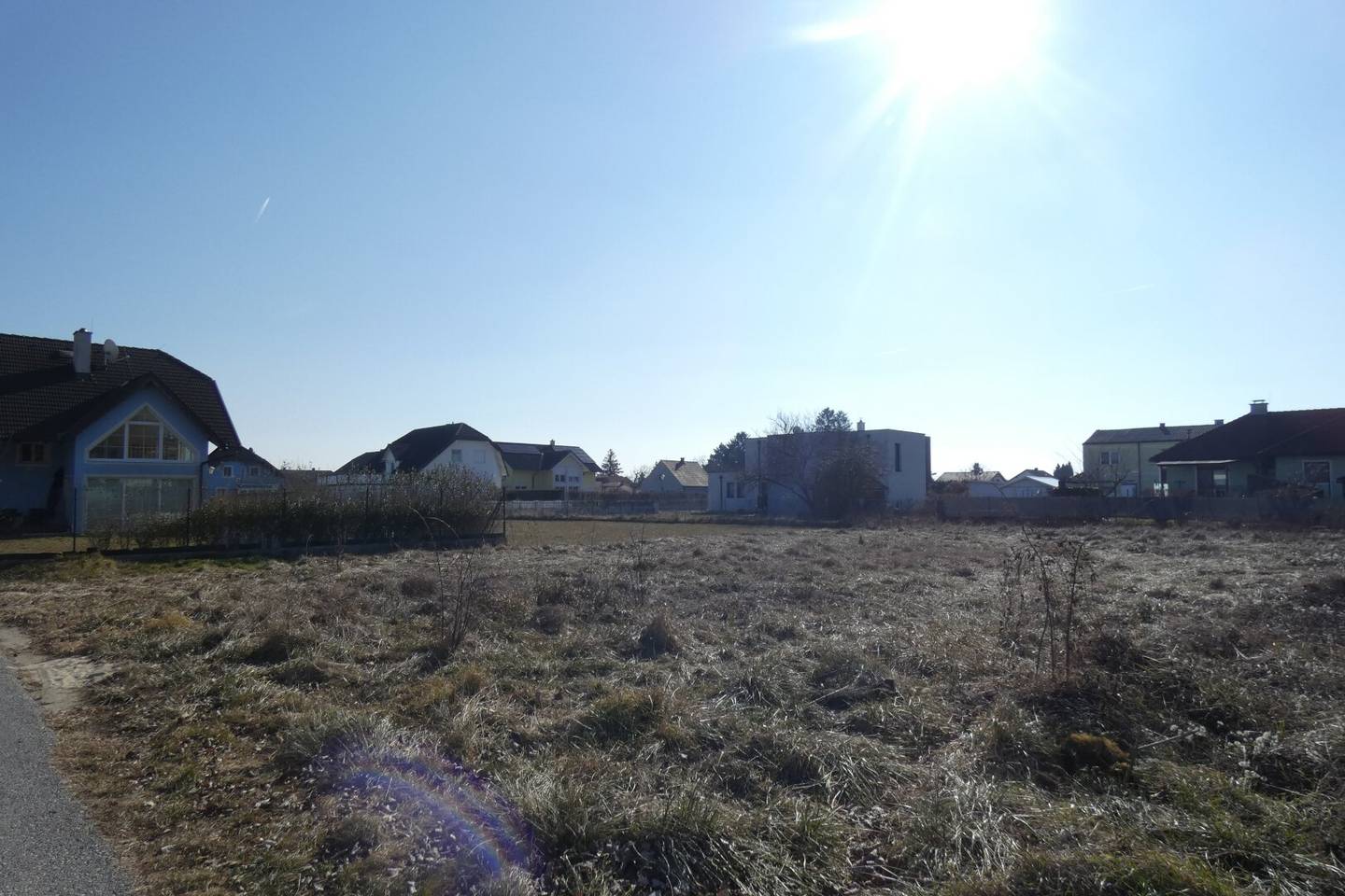 RUHIGE SACKGASSE IN NATURNÄHE