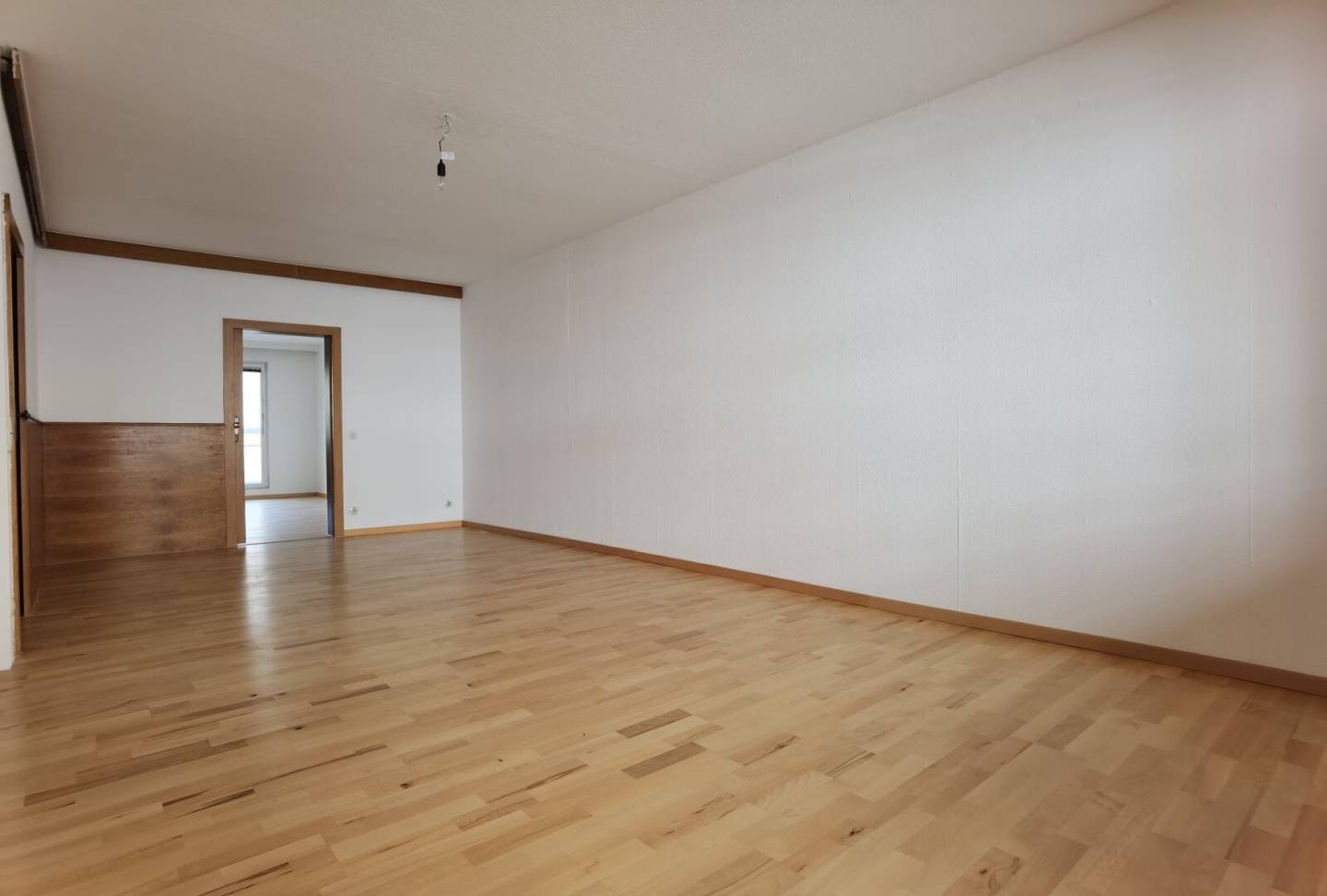 TOLLE LAGE - NEUBAUGASSE - AUSGEZEICHNETER GRUNDRISS MIT POTENZIAL