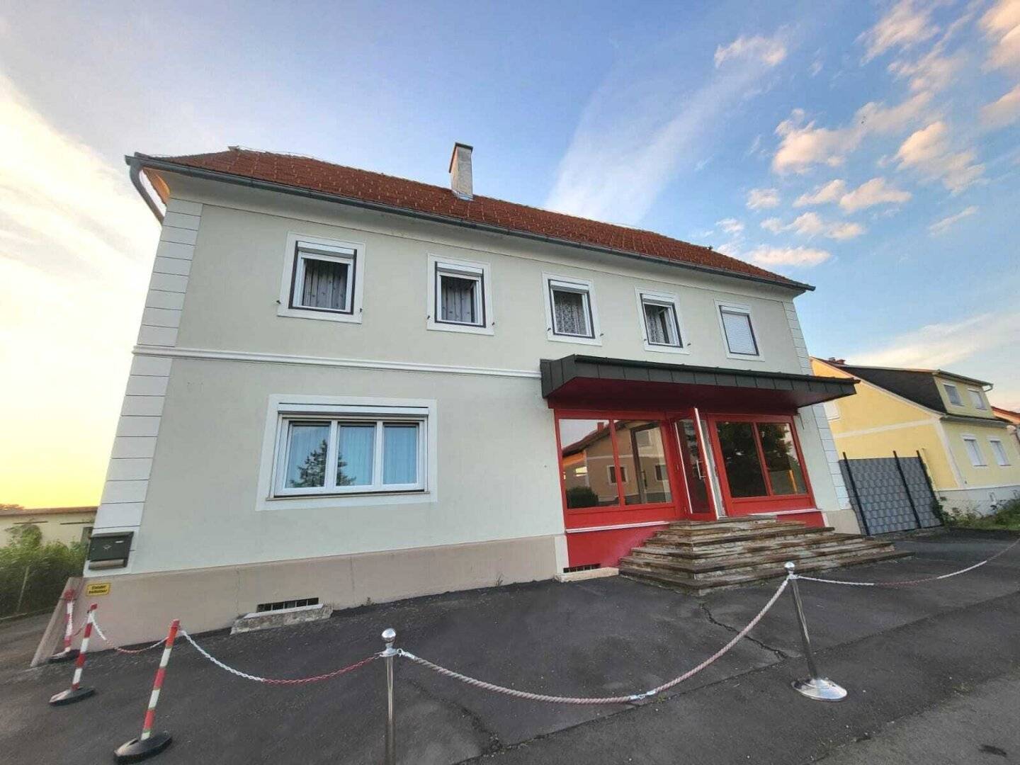 Wohn- und Geschäftshaus mit außergewöhnlichem Entwicklungspotenzial im steirischen Vulkanland