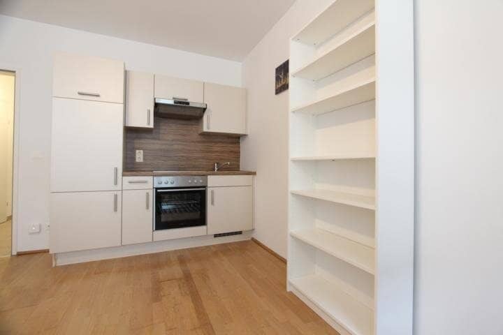Kurzzeitvermietung! Charmante möblierte 1-Zimmer-Wohnung in zentraler Lage!