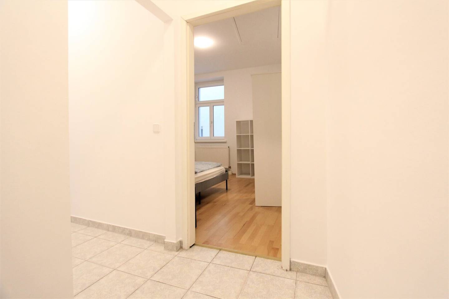 Nicely furnished 2 room apartment with style in a central location! Short-term rental!