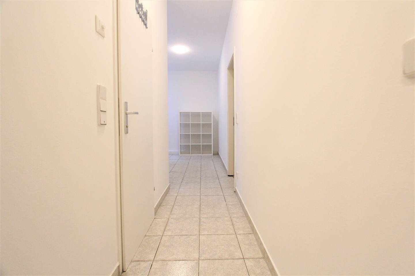 Nicely furnished 2 room apartment with style in a central location! Short-term rental!