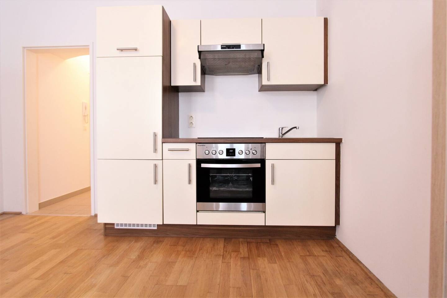Traumhaft möblierte 1-Zimmer-Wohnung! Kurzzeitvermietung! Einziehen und sich wohlfühlen!