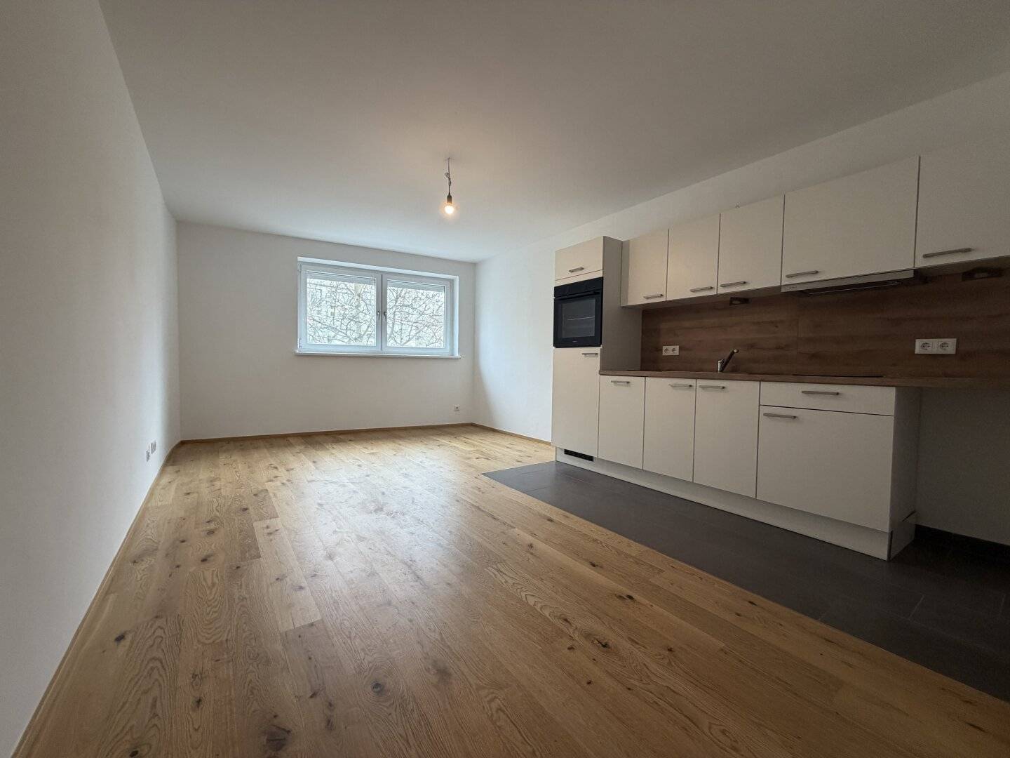 Modern 1 room apartment near Floridsdorf train station