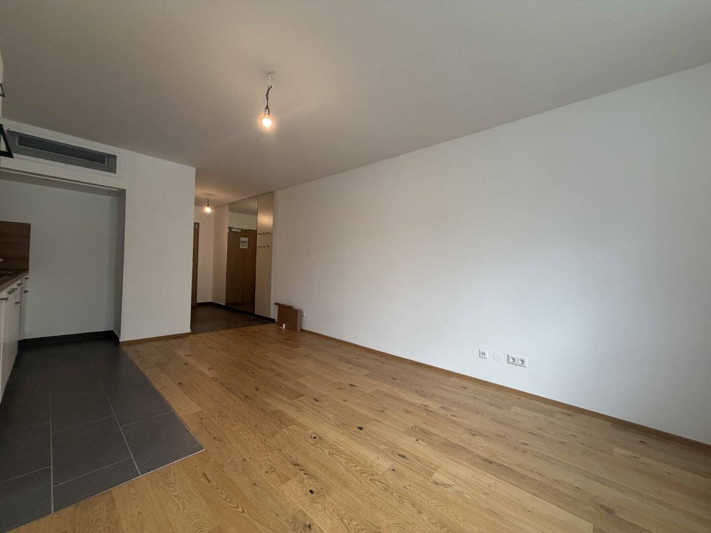 Modern 1 room apartment near Floridsdorf train station