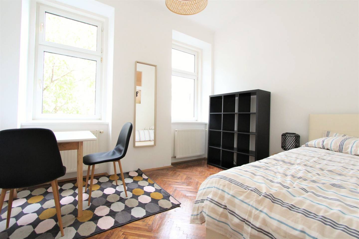 Kurzzeitvermietung! Schön möblierte, helle Wohnung in Bestlage!