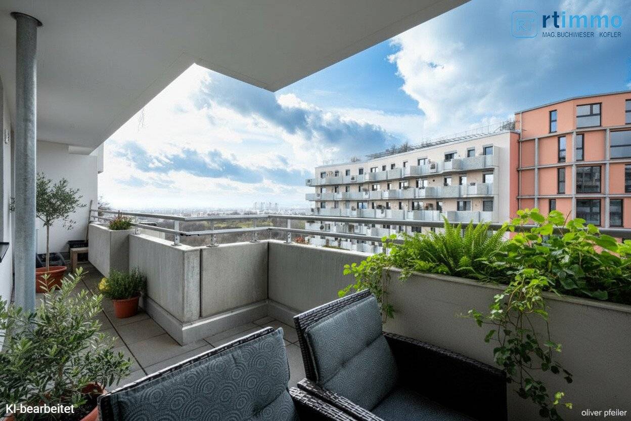 Urban living at the highest level: three rooms with high end equipment and wellness area