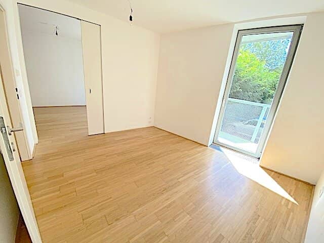 NEUER PREIS! PROVISIONSFREI VOM EIGENTÜMER! 2-ZIMMER WOHNUNG MIT ARBEITSBEREICH NAHE U2 STADLAU!