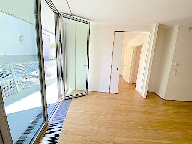 NEUER PREIS! PROVISIONSFREI VOM EIGENTÜMER! 2-ZIMMER WOHNUNG MIT ARBEITSBEREICH NAHE U2 STADLAU!