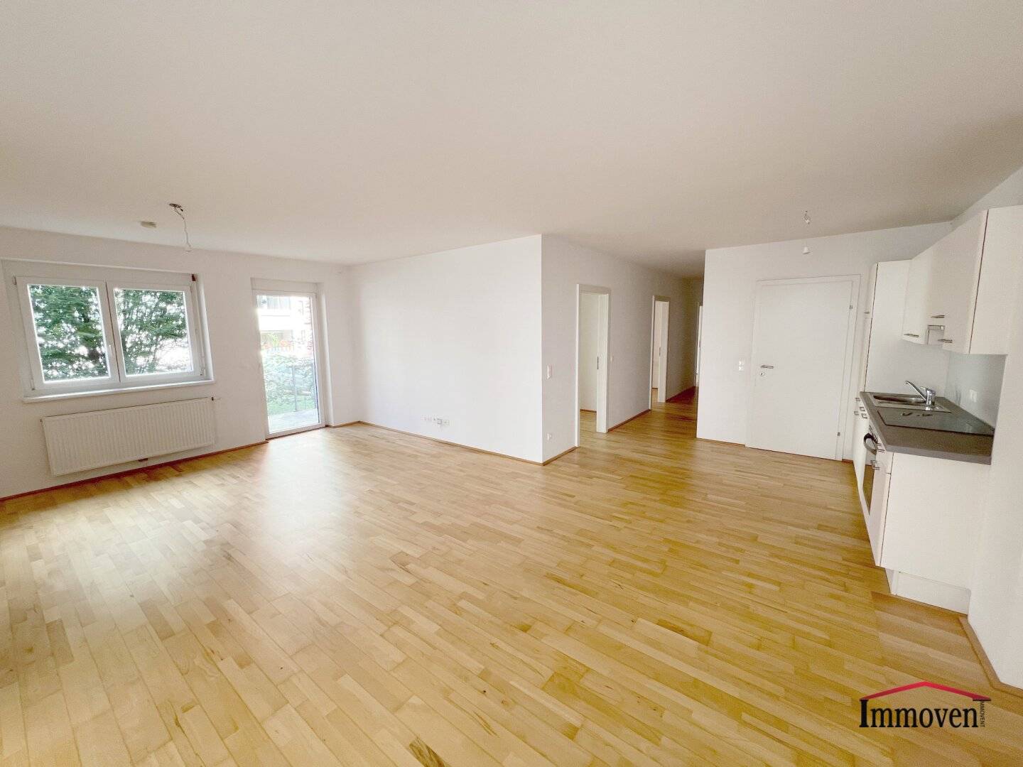 Große 4-Zimmerwohnung mit zwei Freiflächen!