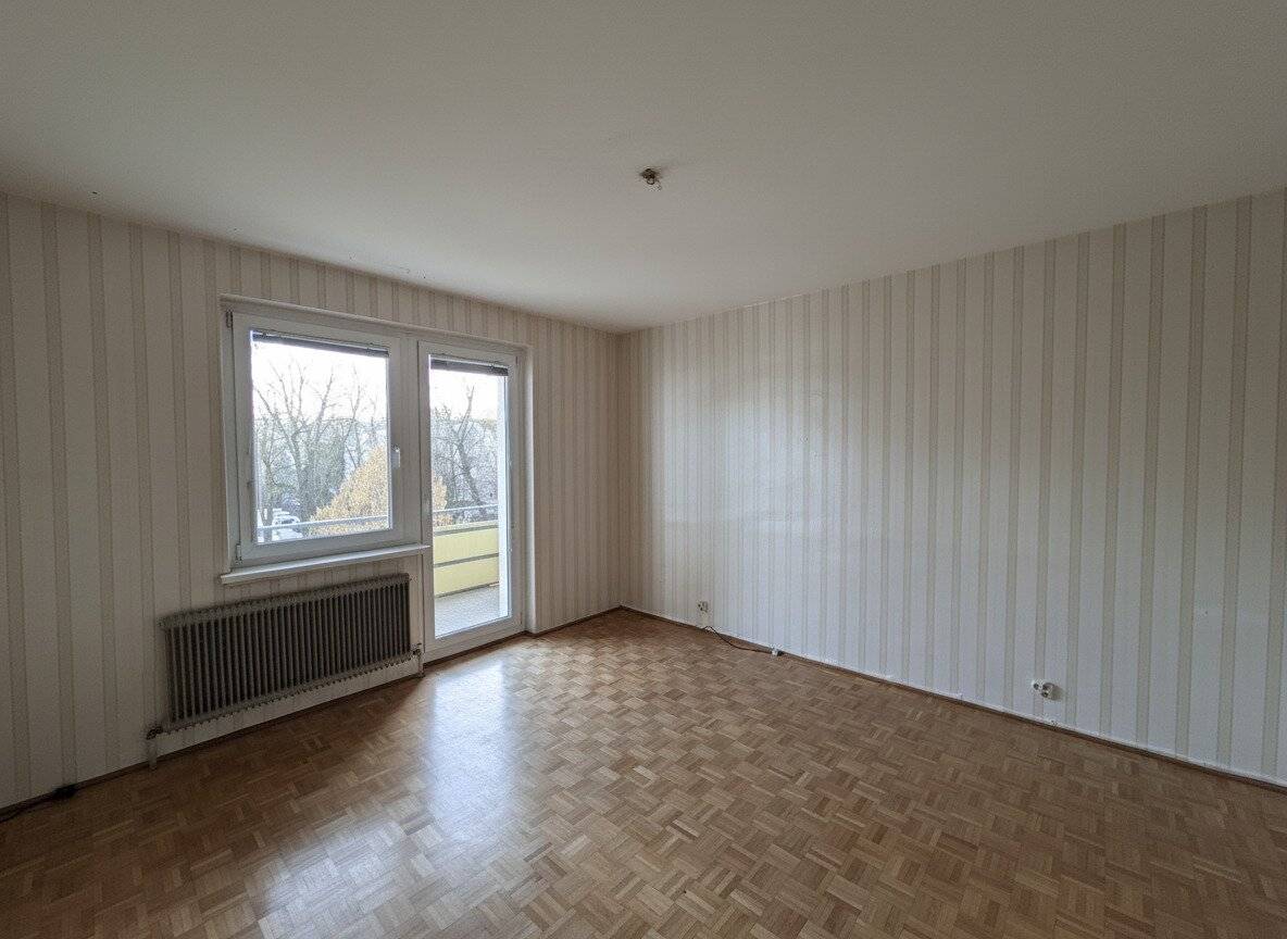 PROVISIONSFREI VOM EIGENTÜMER! GROSSZÜGIGE 2-ZIMMER WOHNUNG MIT LOGGA NÄHE U4!