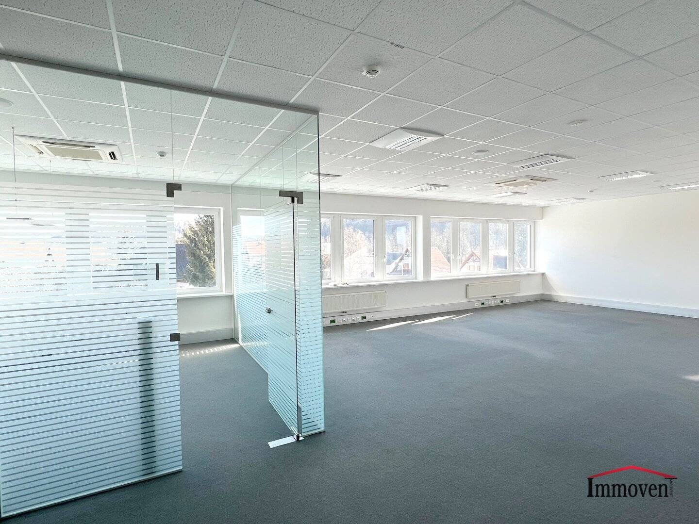 PROVISIONSFREI - Laßnitzhöhe - lichtdurchflutete Büroräumlichkeiten in der 1. Etage!