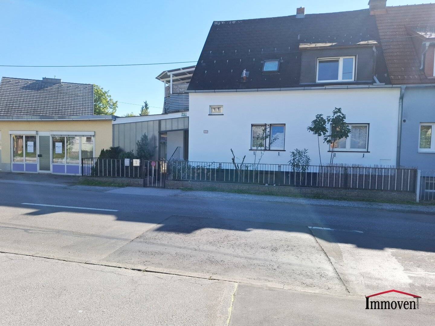 Graz-Webling, Doppelhaushälfte und ehemaliger Friseurkiosk – eine einmalige Gelegenheit in dieser Lage!