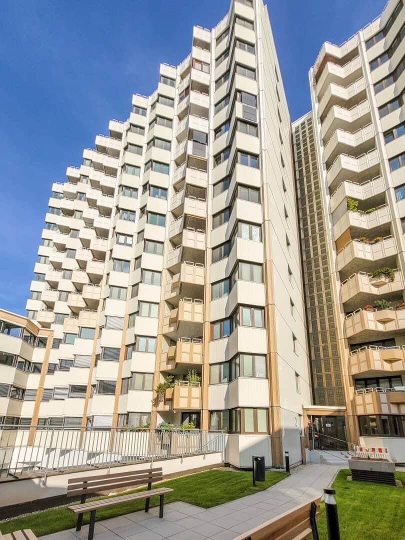 Commission-free from the owner! HIETZING! Underground garage space near U4