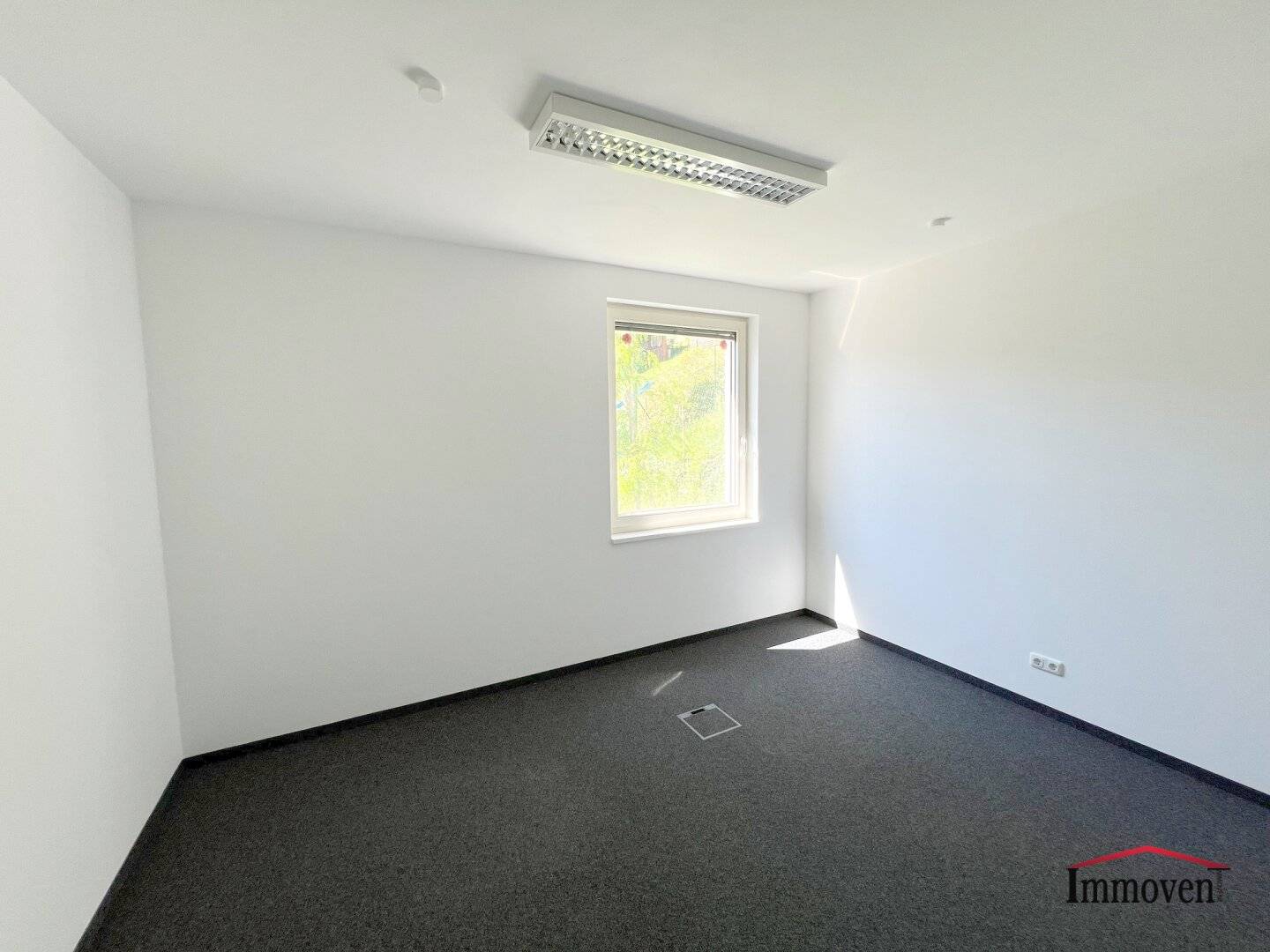 Commission Free Attractive Office Location in Graz-Straßgang**?**