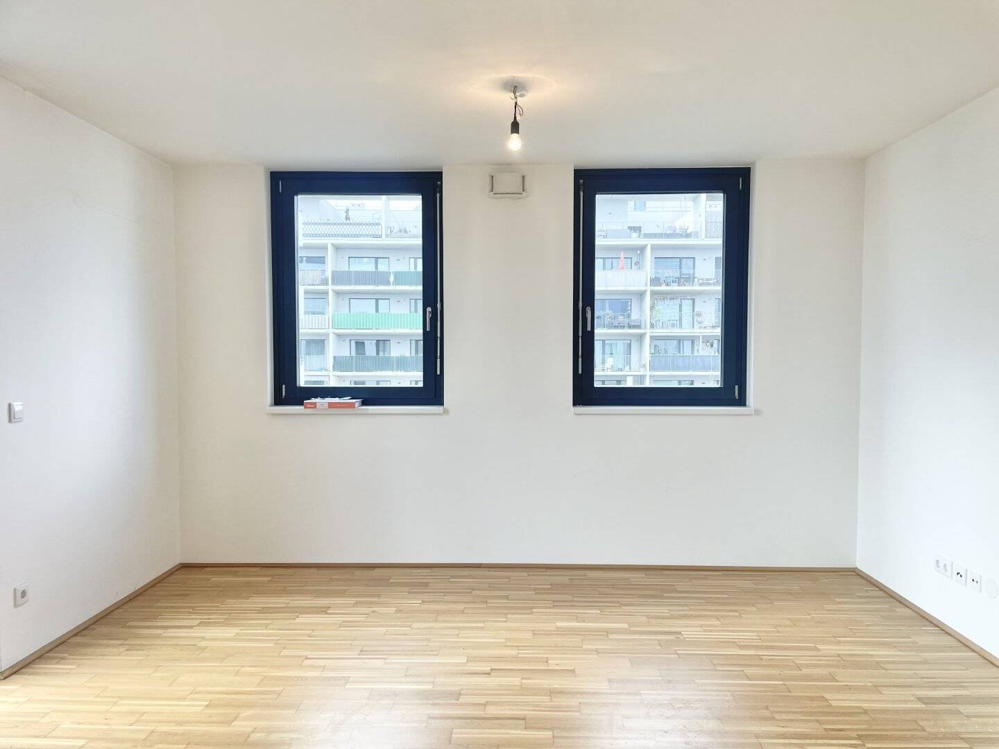 Commission free from the owner RIVUS III two room apartment with south facing balcony