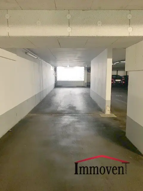 Provision-free - underground parking space (no stacker parking) in 1030 Wien! cierre? no there