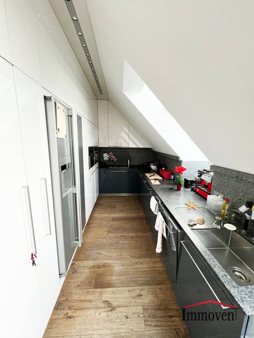 Modern attic apartment (maisonette) with large roof terrace and unique view of Stephansplatz