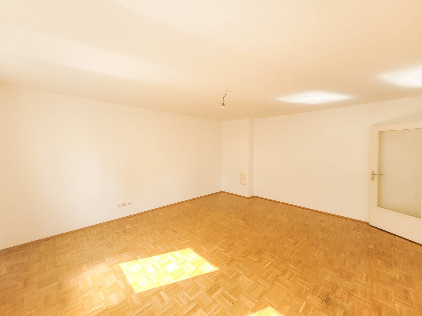 Commission free from the owner! 3 room apartment near Hanusch-Krankenhaus