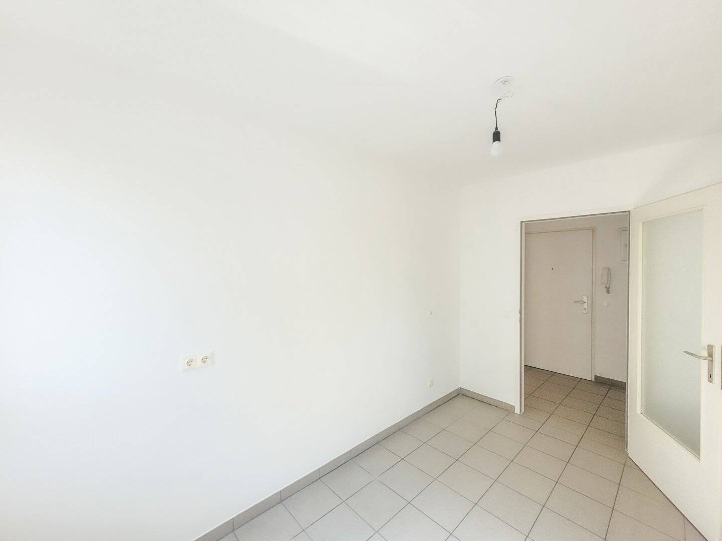 Commission free from the owner! 3 room apartment near Hanusch-Krankenhaus