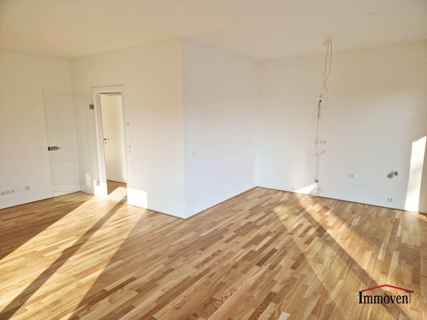 Erstbezug und Ruhelage in Mariatrost: moderne 3-Zimmerwohnung mit Terrasse, mit Garten und 2 Tiefgaragenplätze