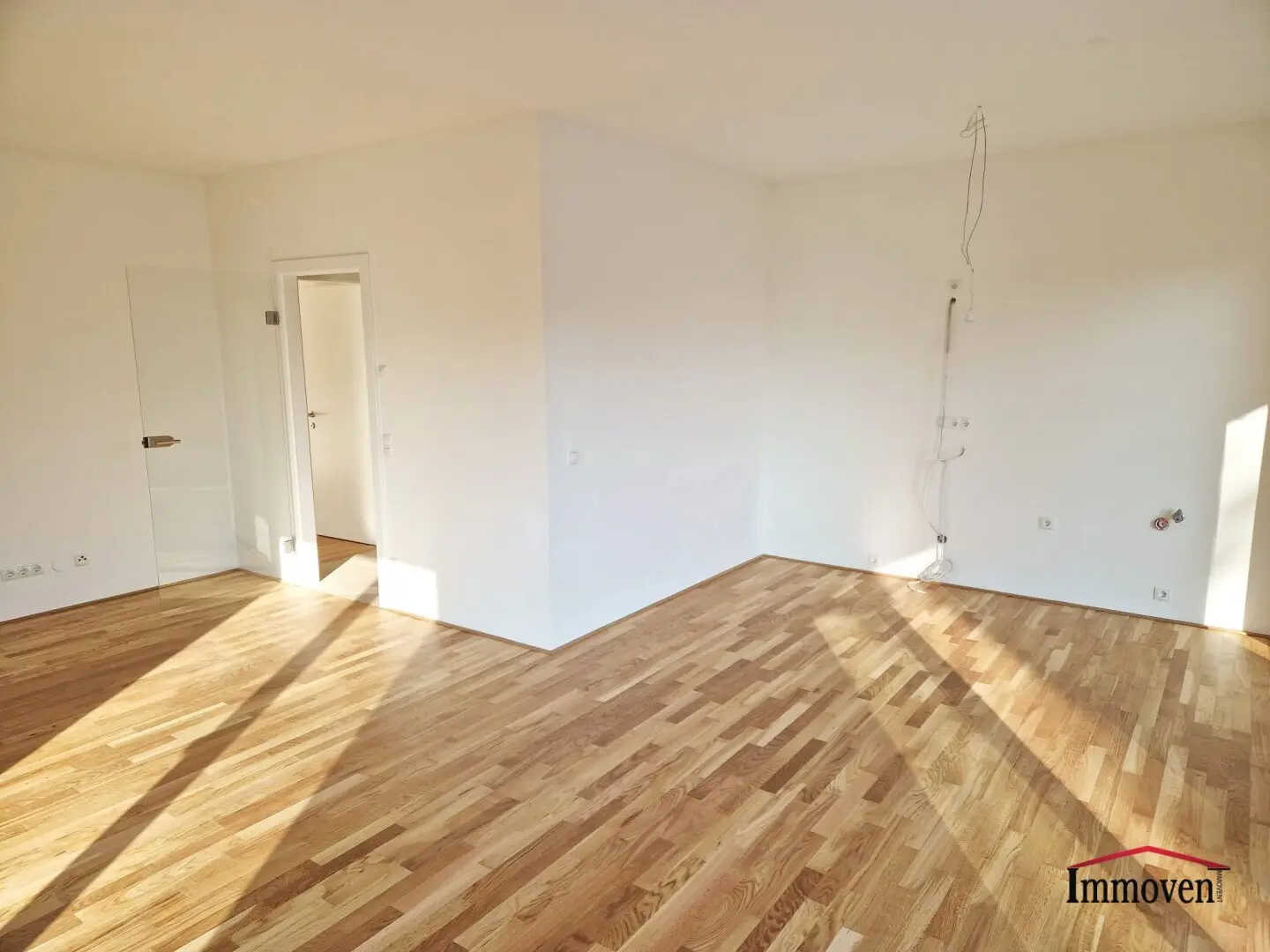Erstbezug und Ruhelage in Mariatrost: moderne 3-Zimmerwohnung mit Terrasse, mit Garten und 2 Tiefgaragenplätze