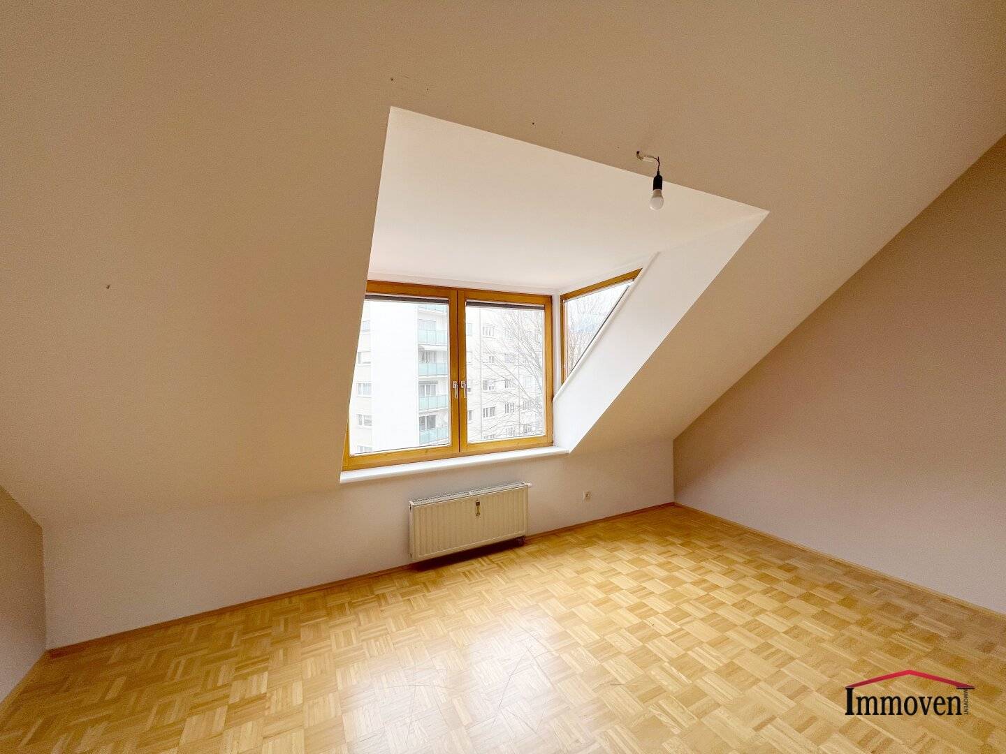 KAUFOBJEKT - Very nice, quietly located 3 room apartment (maisonette) with air conditioning in Geidorf!