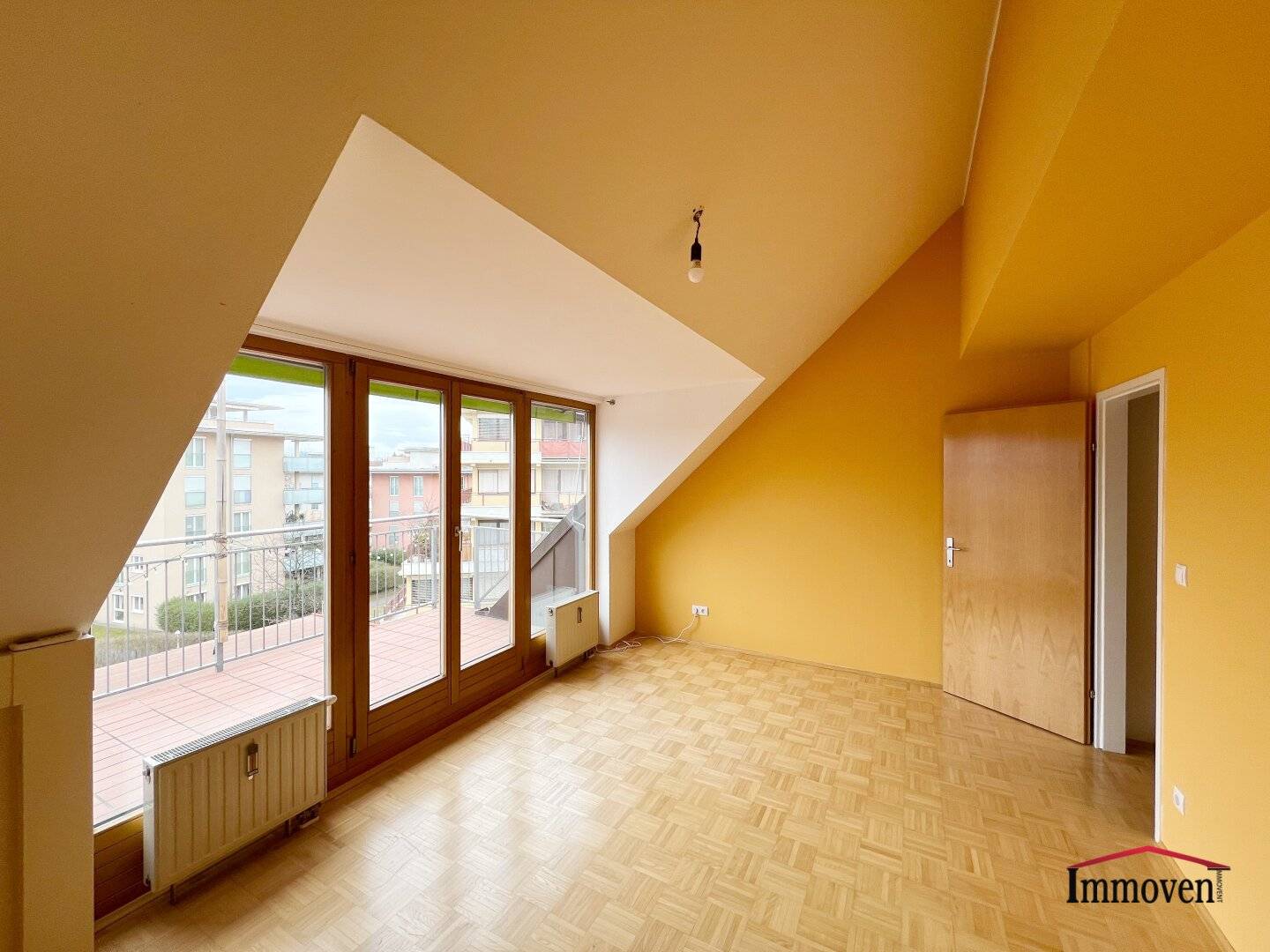 KAUFOBJEKT - Very nice, quietly located 3 room apartment (maisonette) with air conditioning in Geidorf!