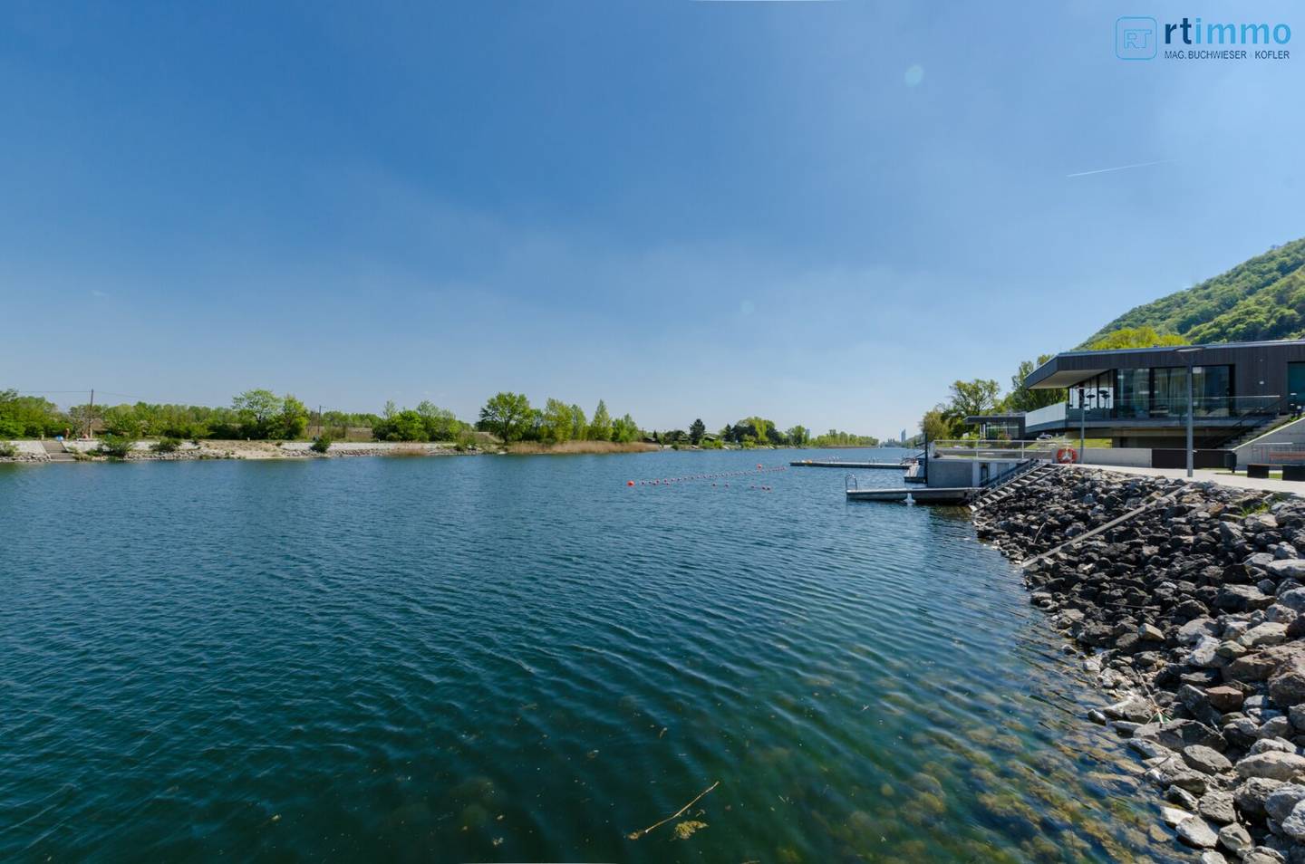 DONAUBLICK: EXKLUSIVER TERRASSENTRAUM MIT OST-WEST-AUSRICHTUNG IN DER KUCHELAU