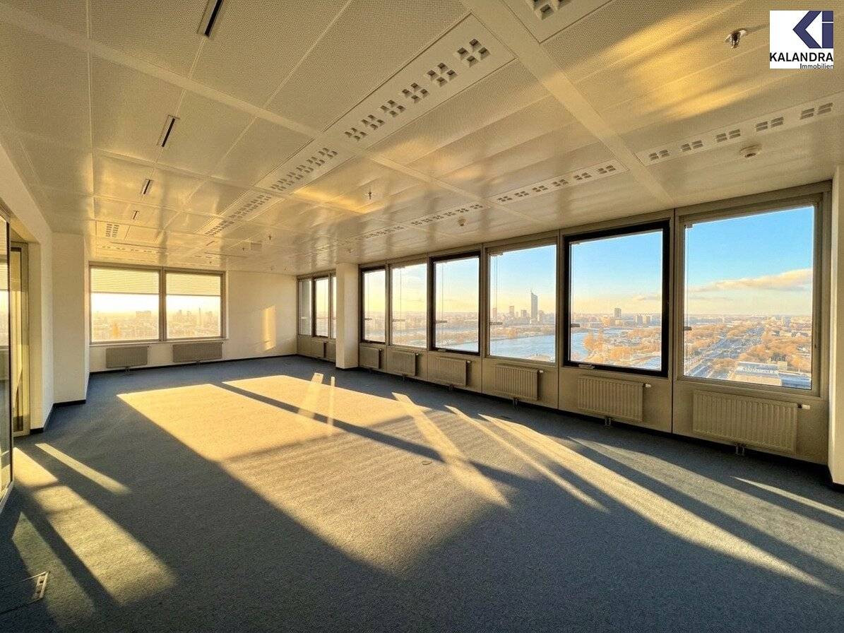 BÜROFLÄCHE im ARES TOWER