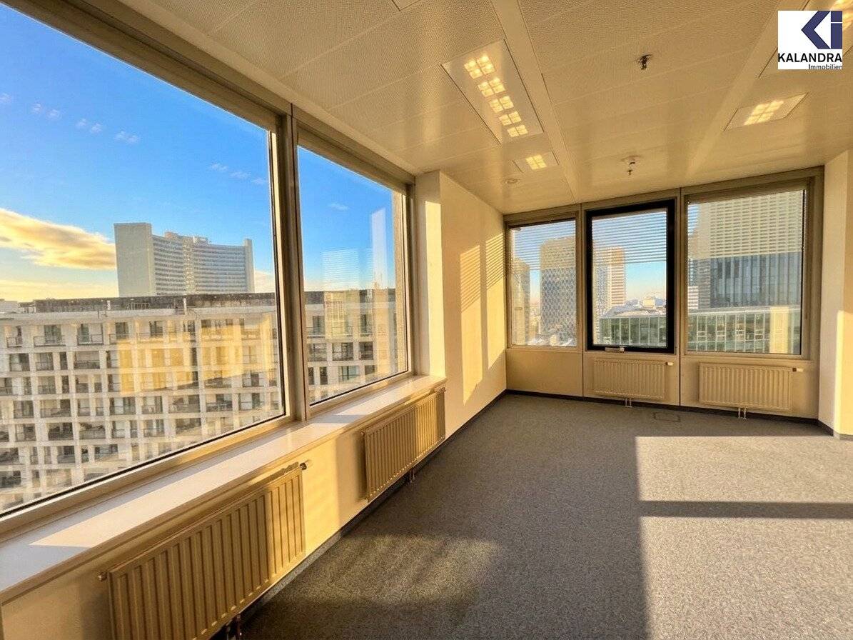 BÜROFLÄCHE im ARES TOWER