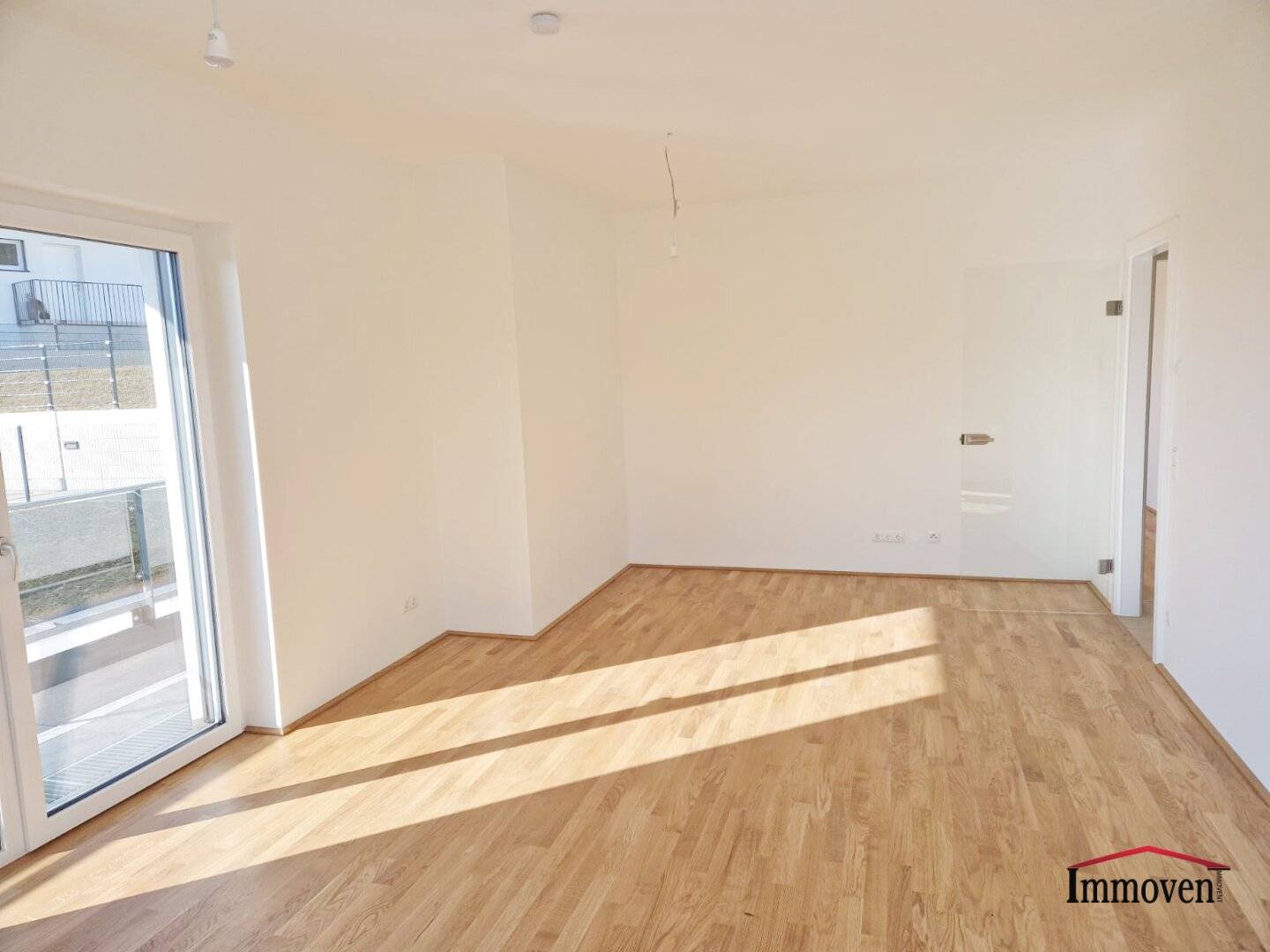 Erstbezug und Ruhelage in Mariatrost: moderne 4-Zimmerwohnung mit Terrasse, mit Garten und 2 Tiefgaragenplätze