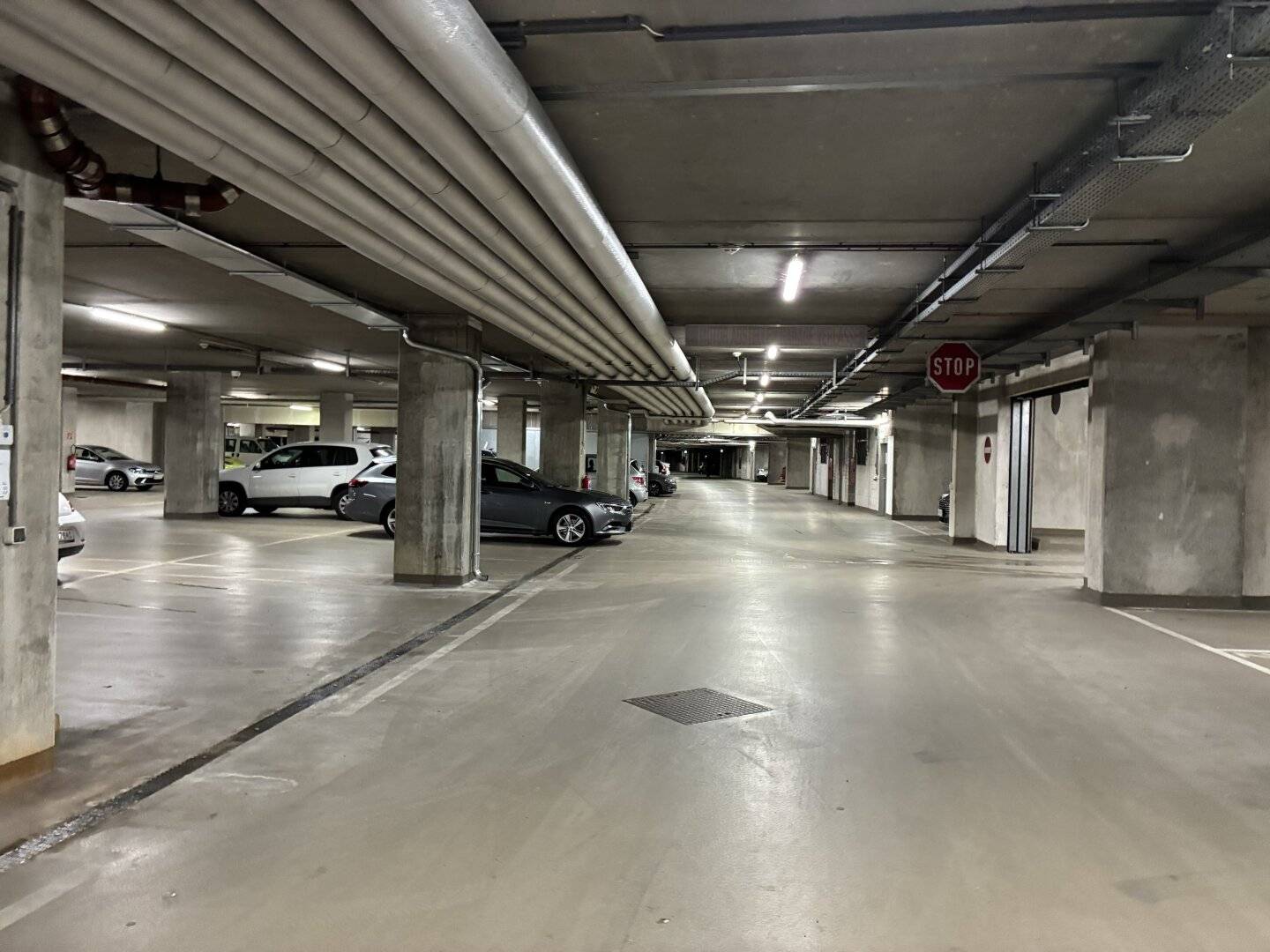 PROVISIONSFREI VOM EIGENTÜMER! TIEFGARAGENPLATZ NAHE U4 HEILIGENSTADT!
