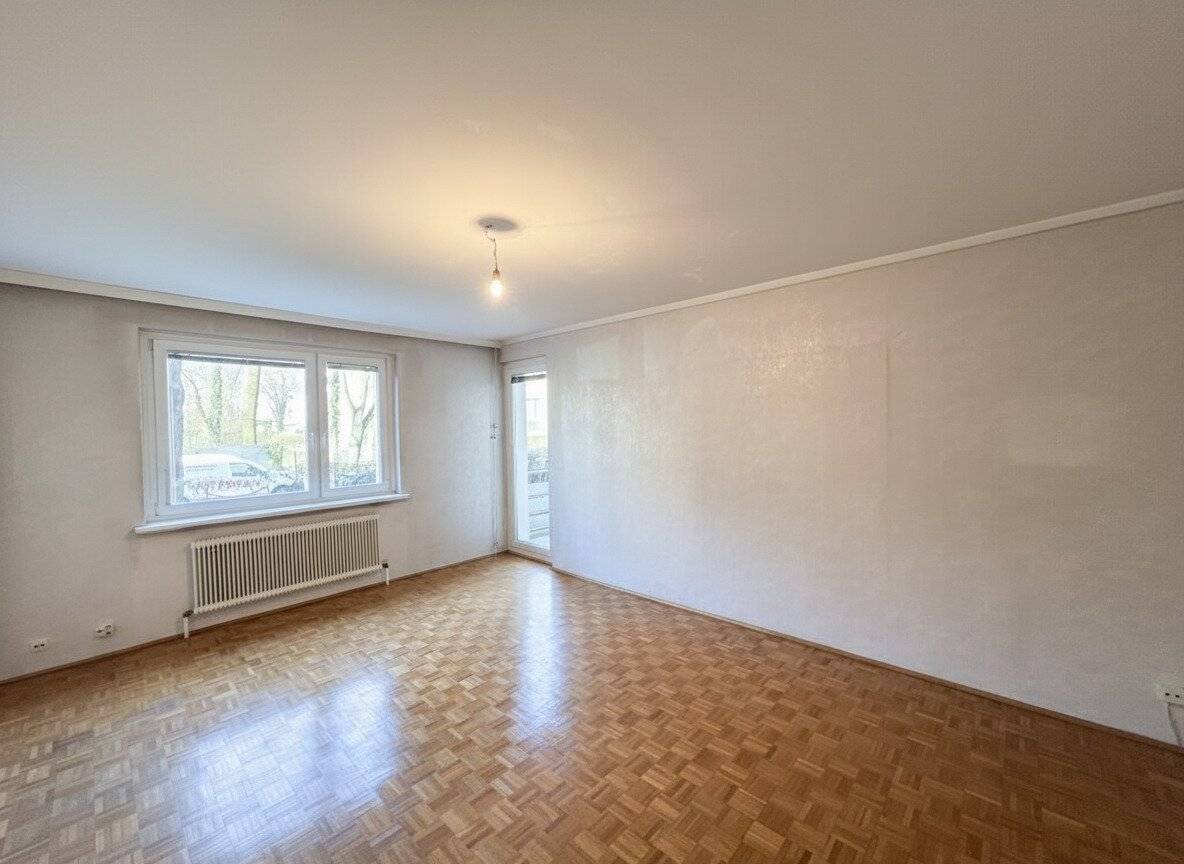 New price! Commission-free! Beautiful 3-room apartment with loggia near U4!