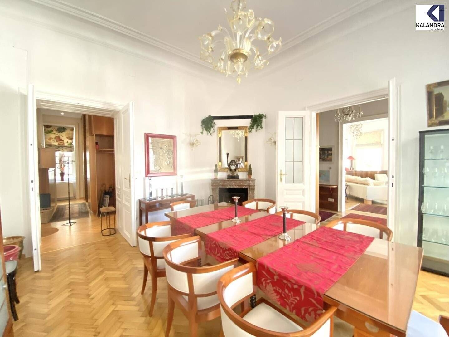 360° TOUR // MÖBLIERTE INNENSTADT - STILWOHNUNG/ FURNISHED CLASSIC STYLE CITY APARTMENT