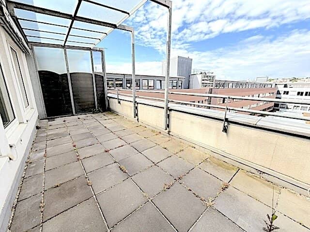 Commission-free from the owner Two room apartment with large terrace near U4 Heiligenstadt