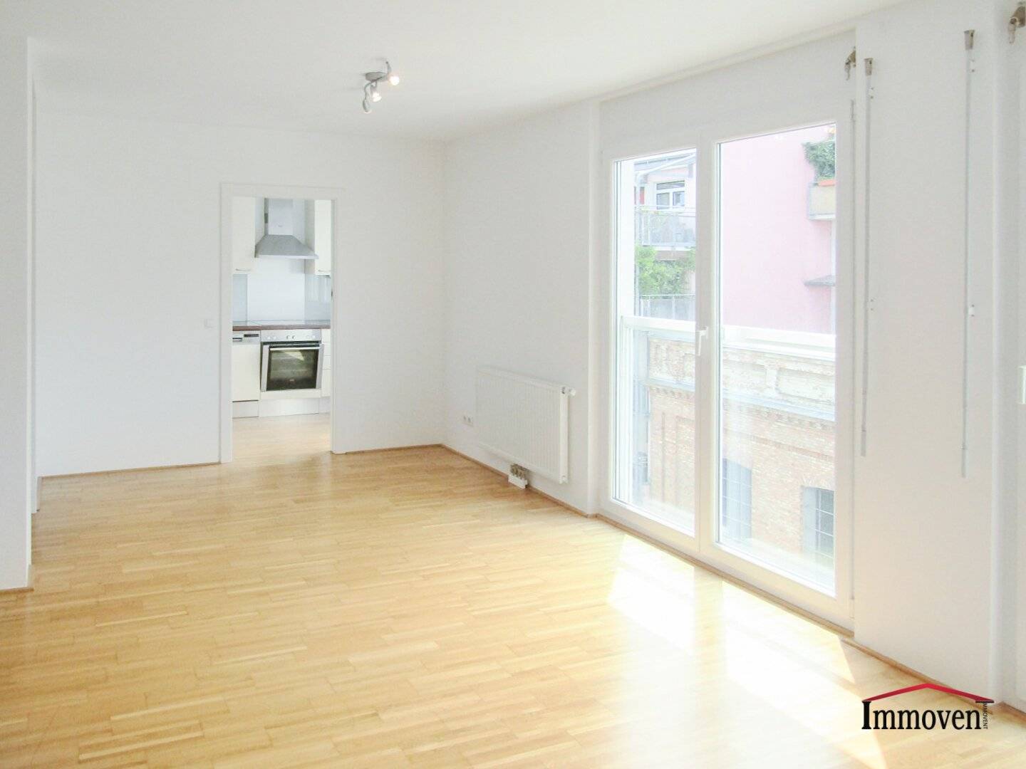 Excellent location and an optimal layout, ideal for singles or couples