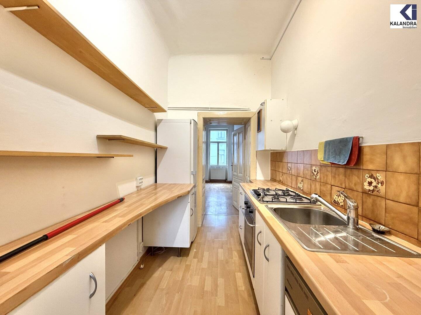360 TOUR // KLASSISCHE ALTBAUWOHNUNG