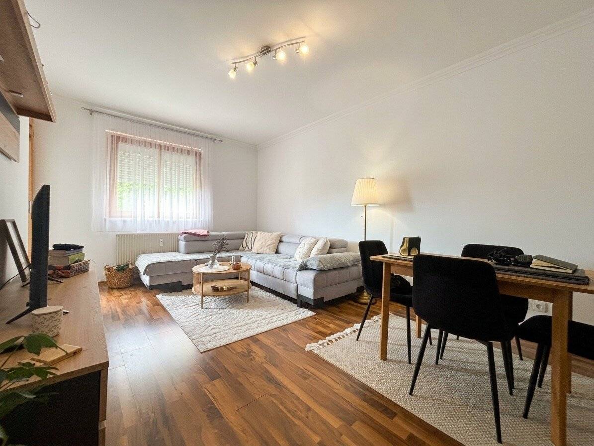 3,6% netto Rendite | 2-Zimmer Wohnung mit Loggia in ruhiger Lage