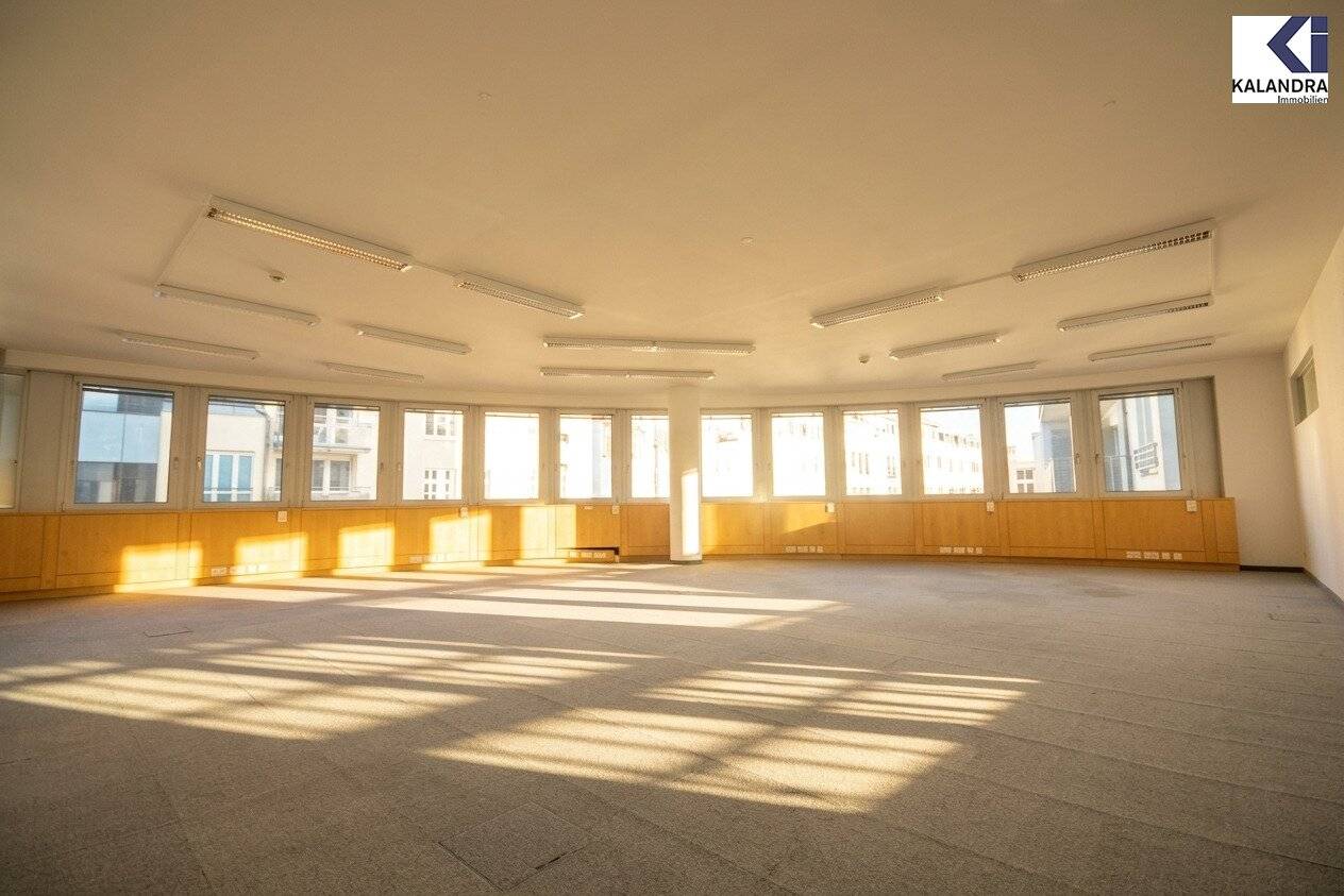 MODERNE BÜROFLÄCHEN