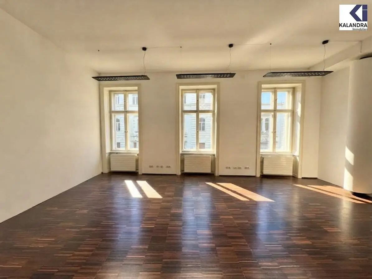 360 TOUR // GENERALSANIERTES INNENSTADTBÜRO nahe LUGECK
