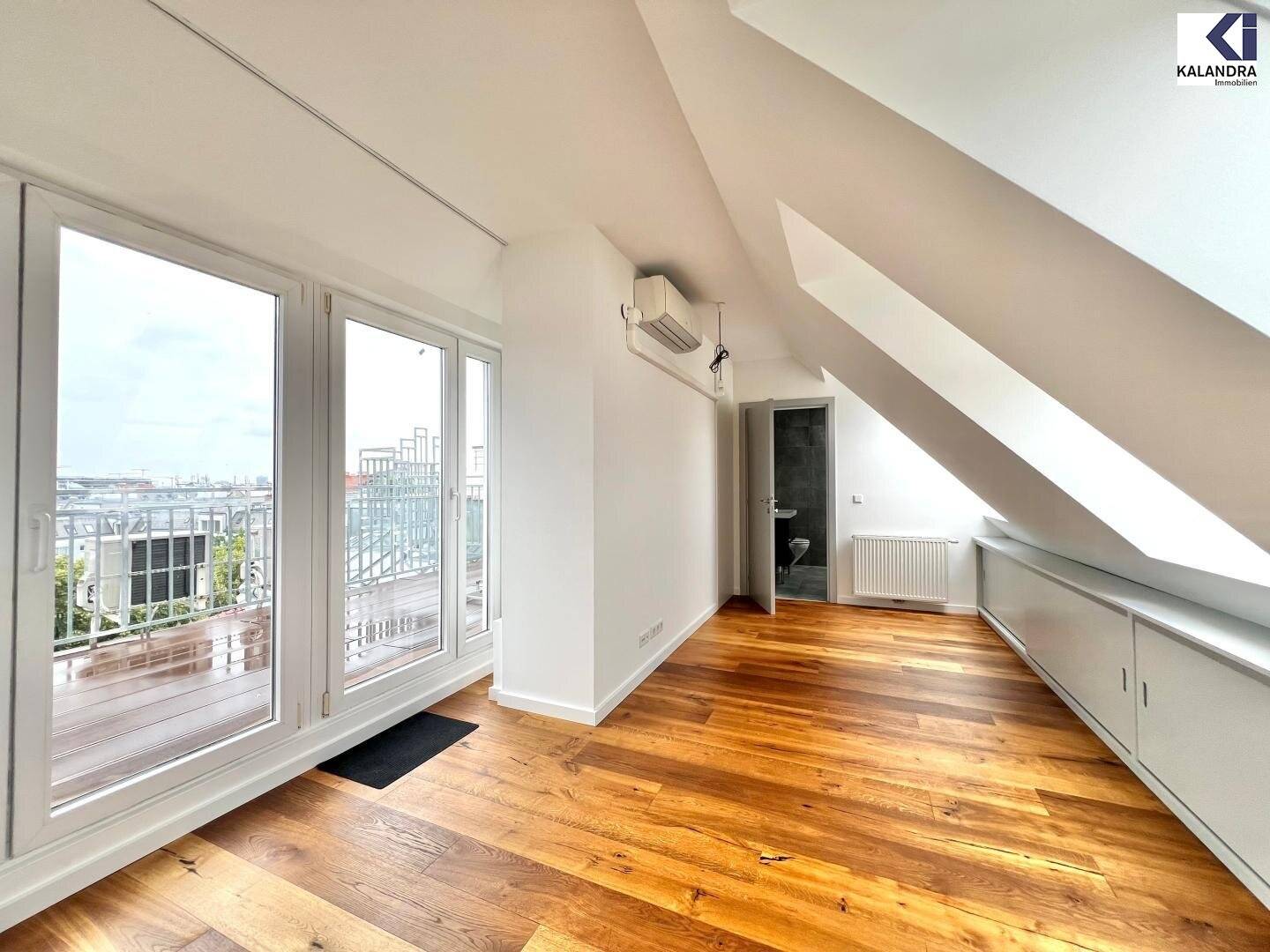 360° TOUR // DACHGESCHOßWOHNUNG mit TERRASSE