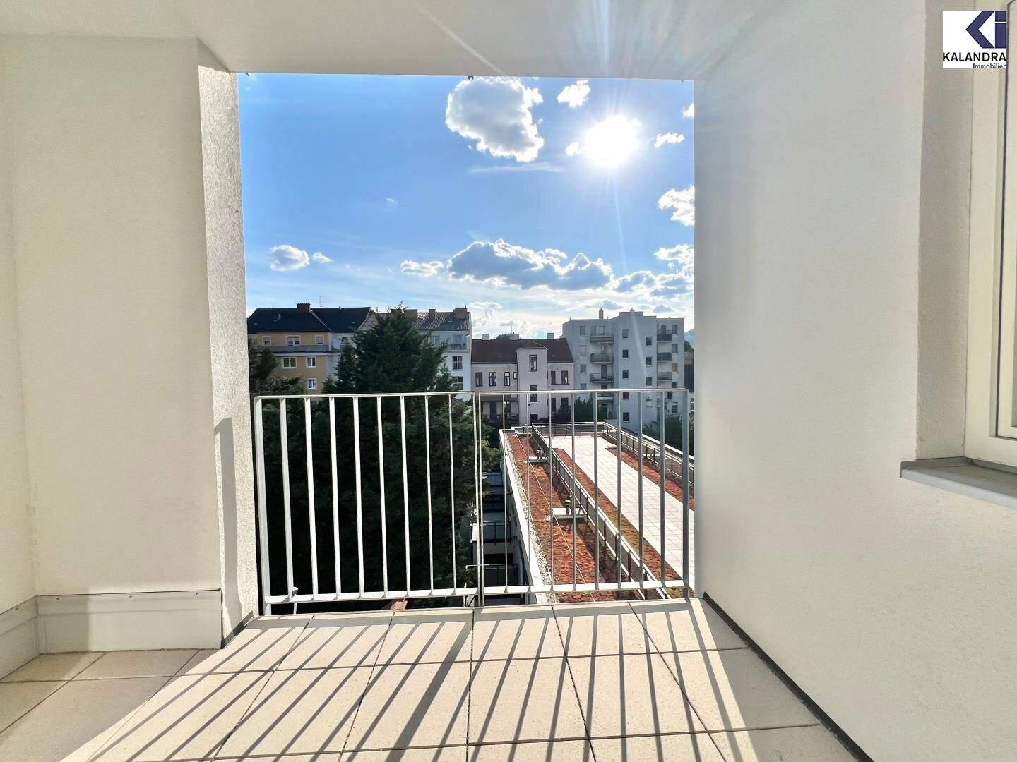 360° tour // Balcony apartment