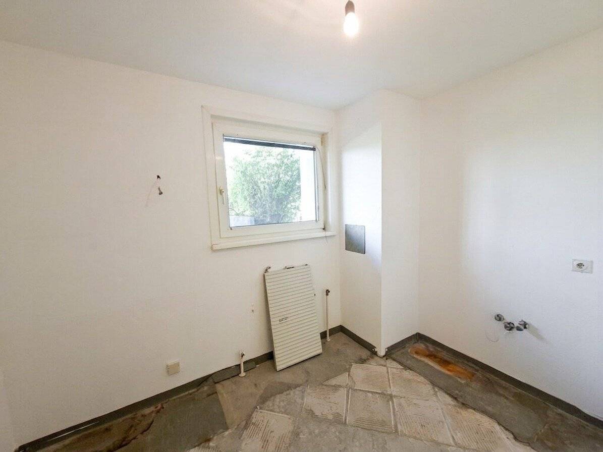 Commission-free from the owner! Garden apartment! 3-room apartment with terrace and private garden
