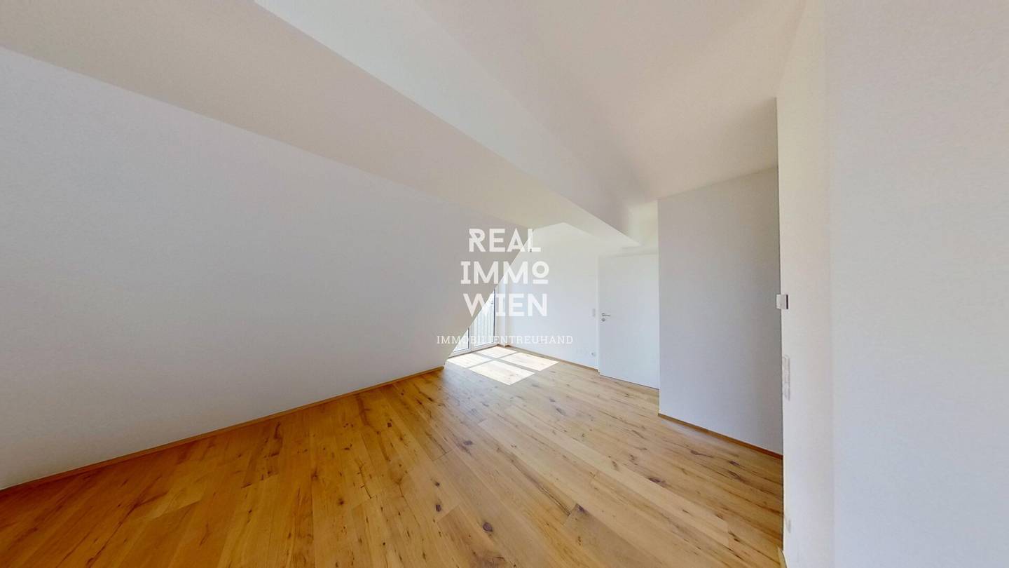Beautiful sunlit apartment with balcony in the 23rd district near U6 Perfektastraße 360 degree 3D tour available