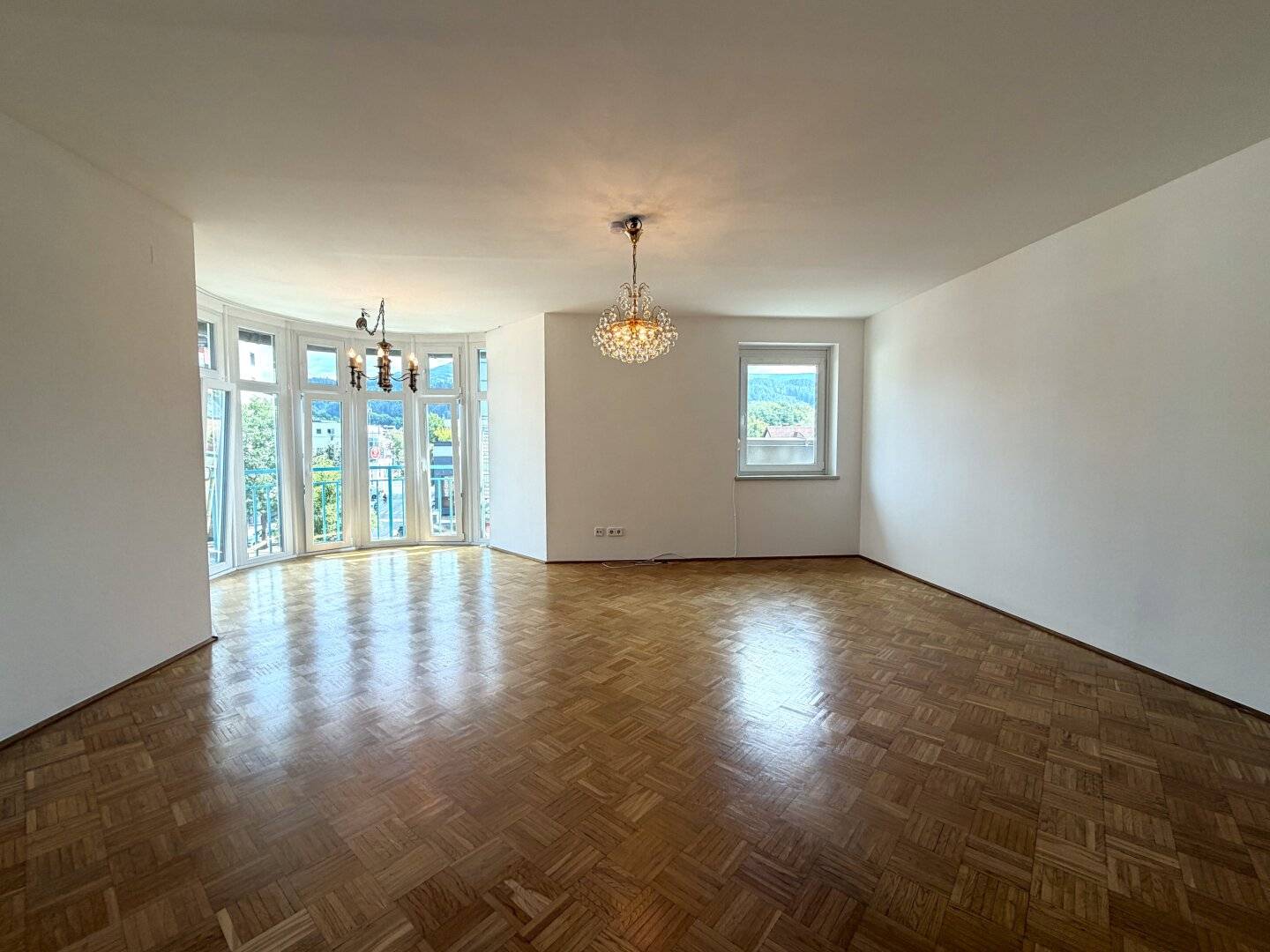 WOHNEN ÜBER DEN DÄCHERN VON SPITTAL – SONNIGE EIGENTUMSWOHNUNG MIT GROSSZÜGIGER DACHTERRASSE UND PANORAMABLICK!