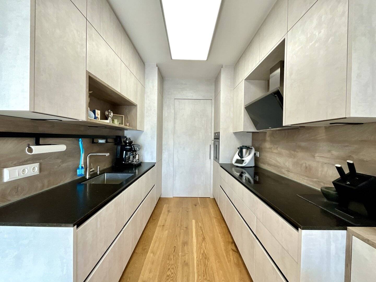 WO DESIGN AUF LEBENSGEFÜHLT TRIFFT! EXKLUSIVE GARTENWOHNUNG AN EINEM TOP STANDORT IN SEEBODEN!